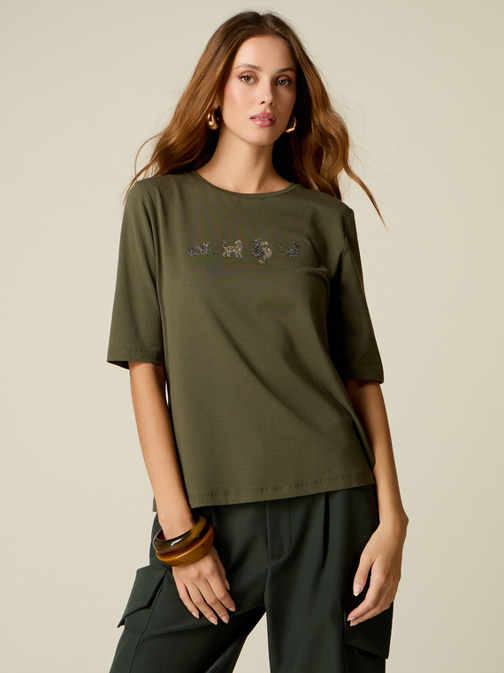 T-shirt with micro crystals