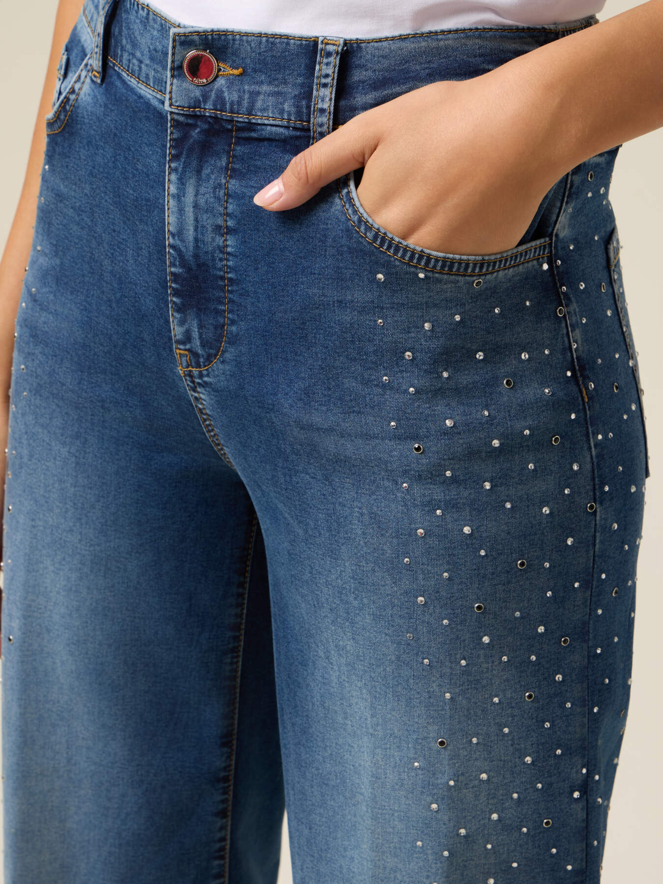 Palazzo-Jeans mit Kristallen image number 2