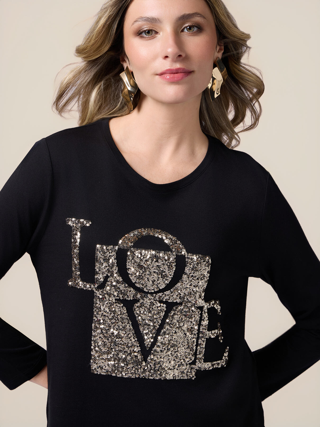 T-Shirt mit Pailletten-Stickerei image number 2