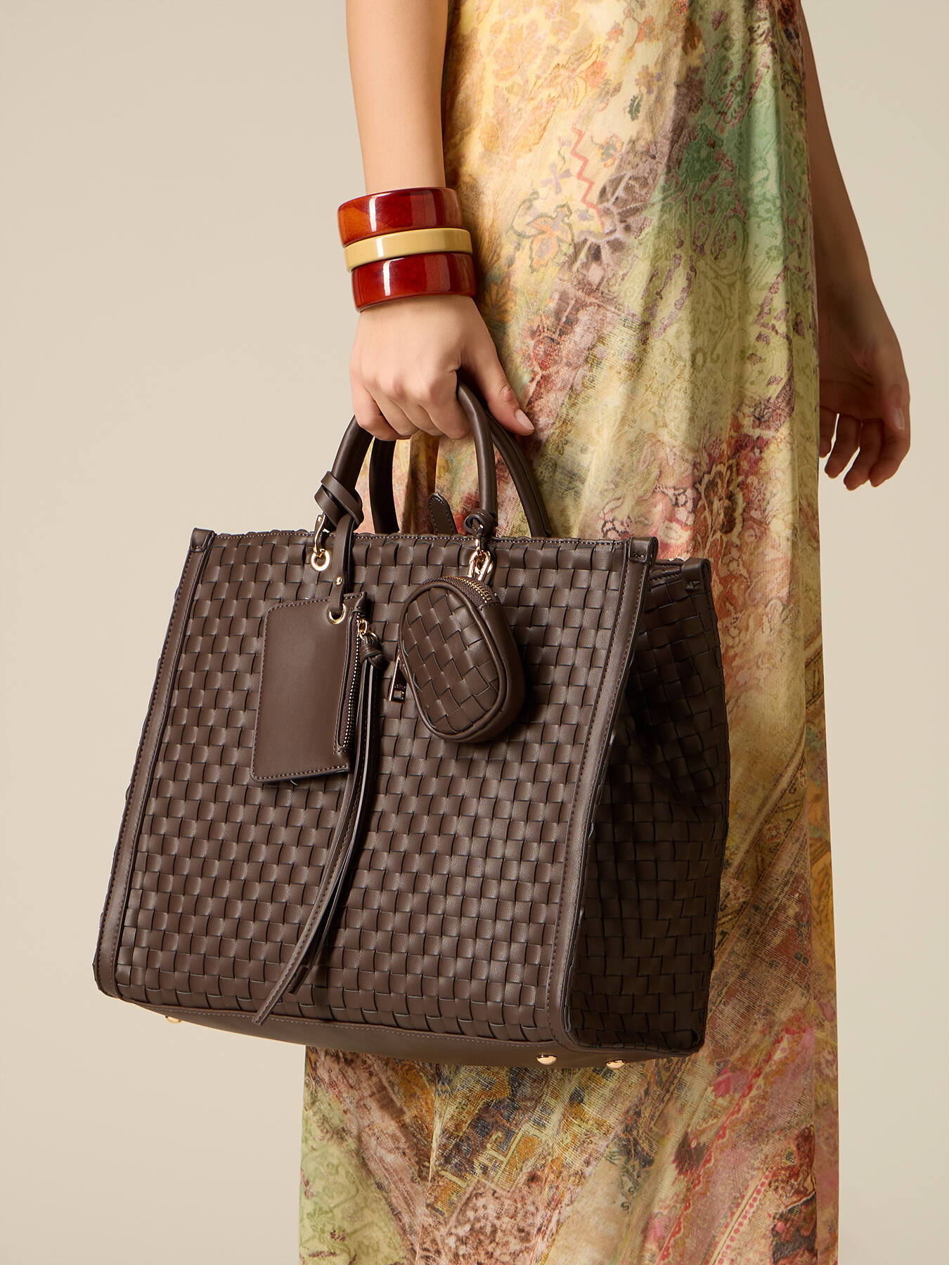 Bauletto intrecciato con pochette image number 0