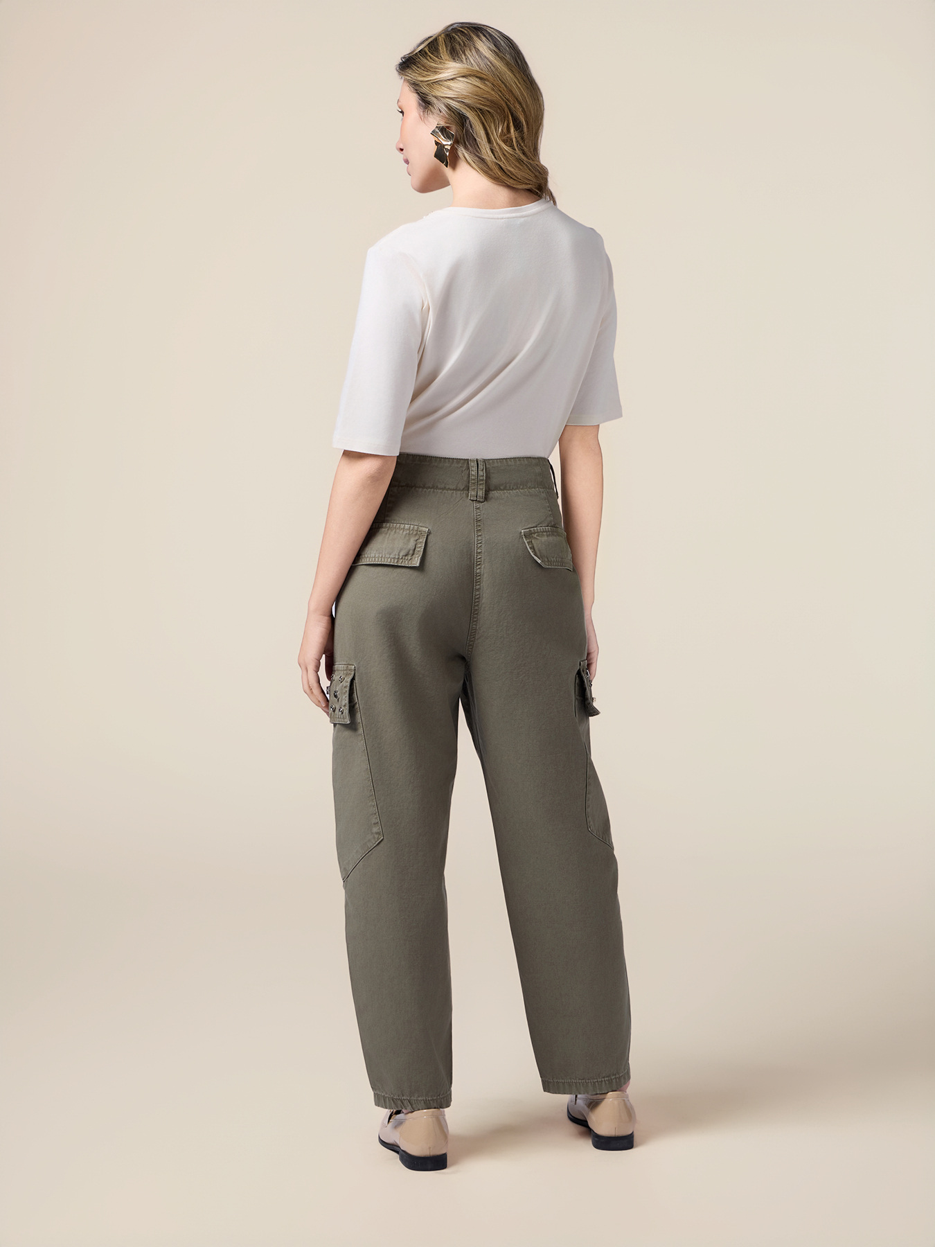 Pantaloni cargo con applicazioni image number 1