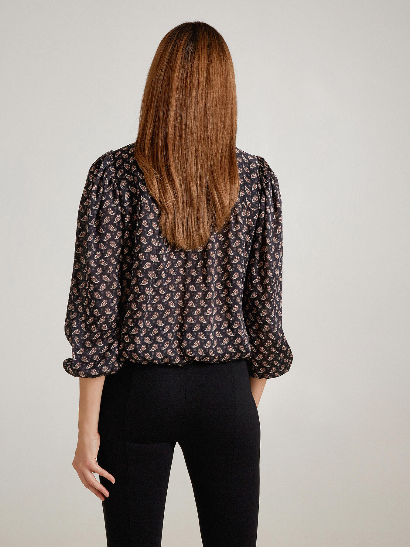 Blusa fantasia cashmere image number 1