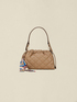 Gesteppte Tasche mit Kordelzug und Charm image number 1