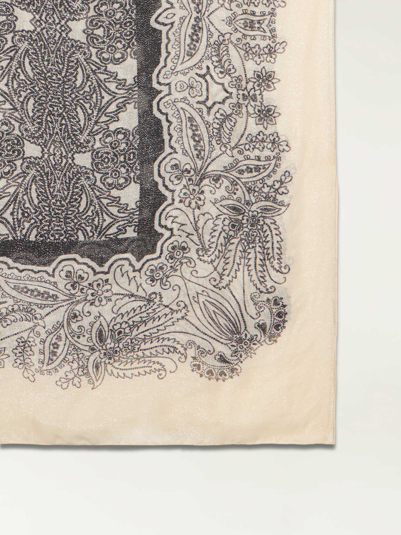 Viscose scarf with damask pattern in lurex image number 2