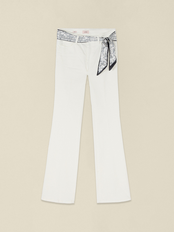 Pantaloni flare con foulard