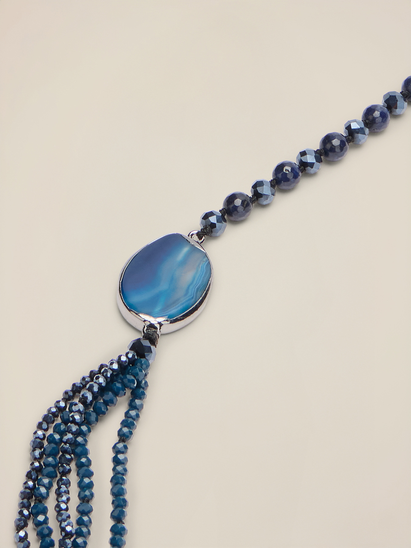 Multi-strand necklace with central element image number 2