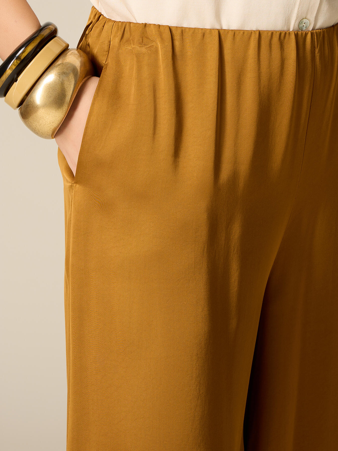 Palazzo pants in viscose satin image number 3