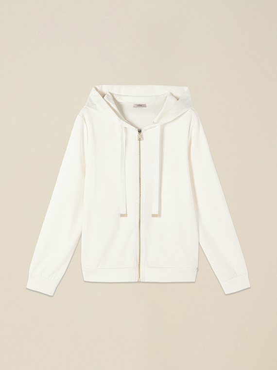 Sweat-shirt doux au toucher avec capuche