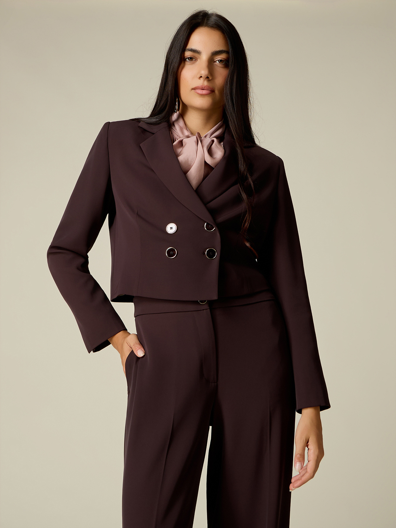 Double-breasted cropped blazer image number 0