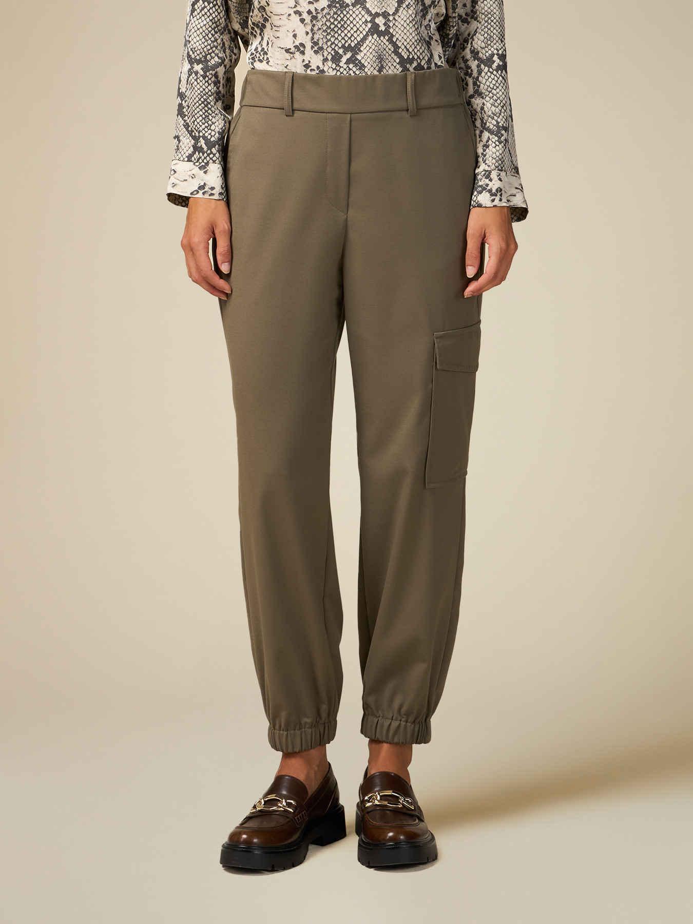 Pantaloni jogger cargo din flanelă image number 3