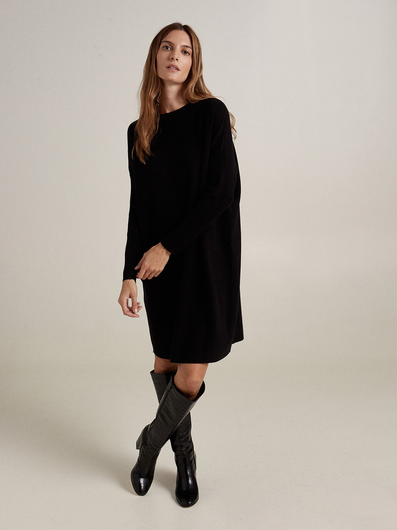 Oversized knit dress