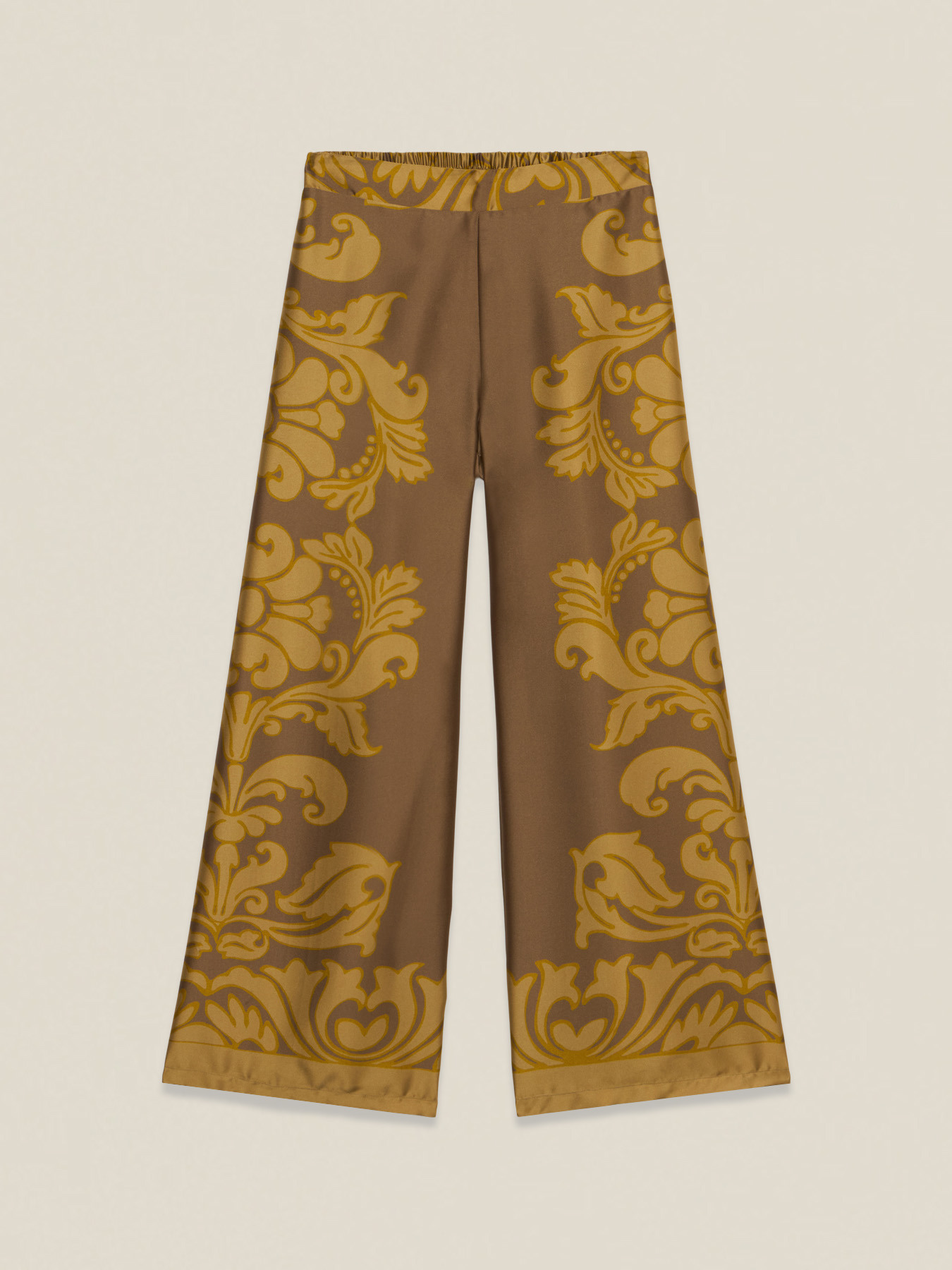 Pantalones palazzo de sat&eacute;n estampado image number 4