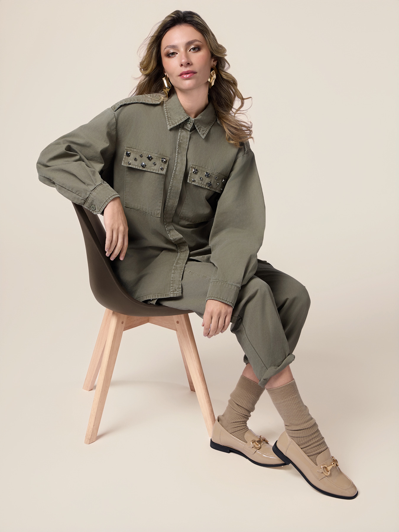 Camicia oversize con applicazioni image number 3