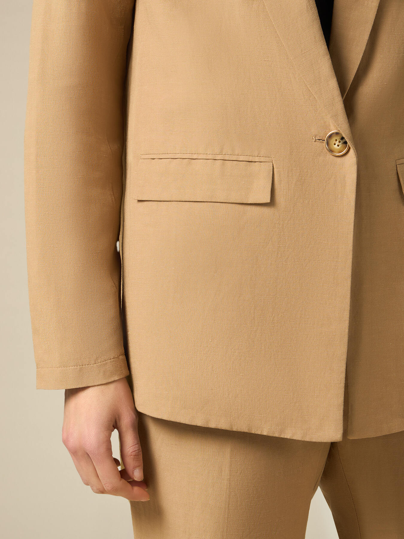 Linen blend blazer image number 2