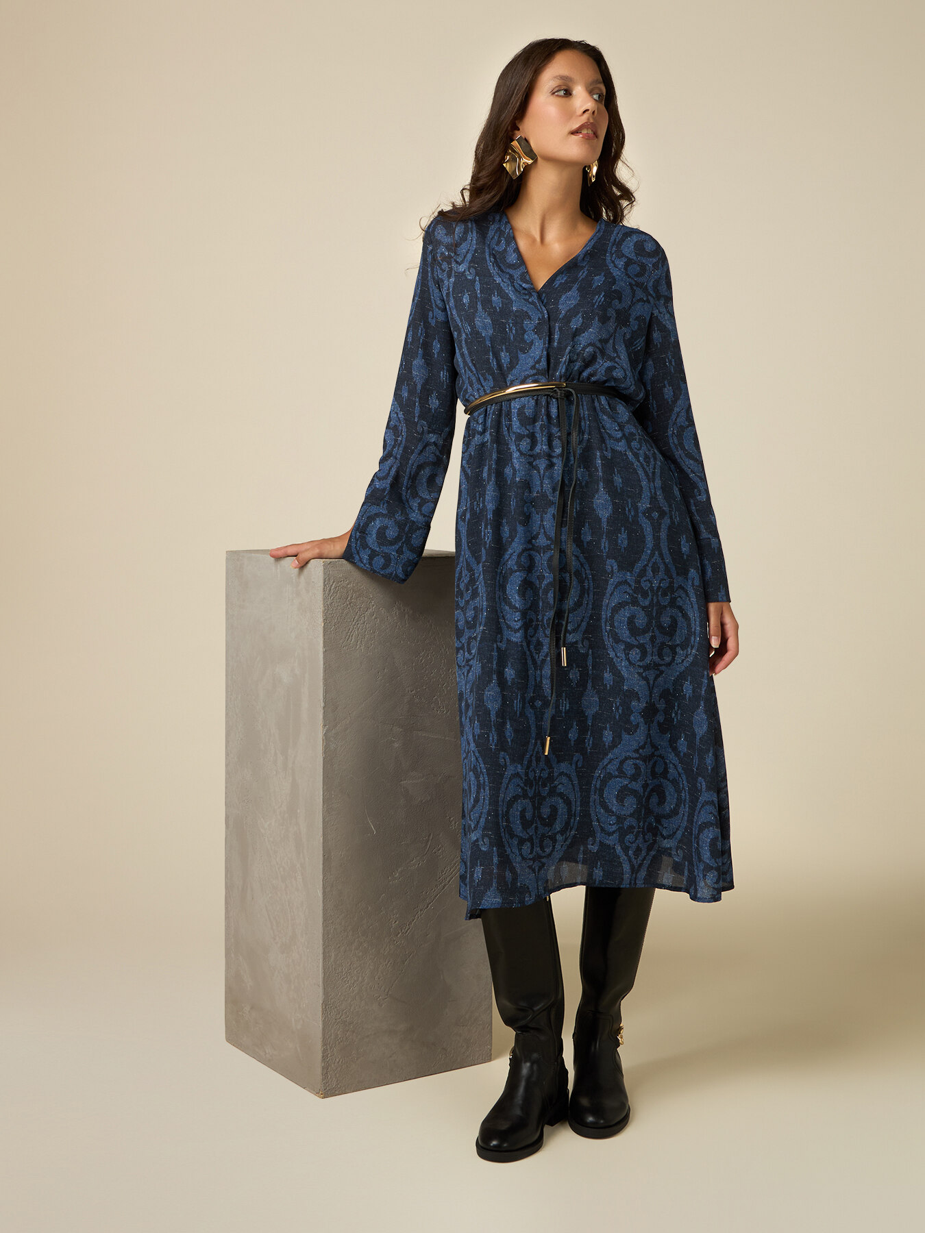 Patterned midi dress image number 3