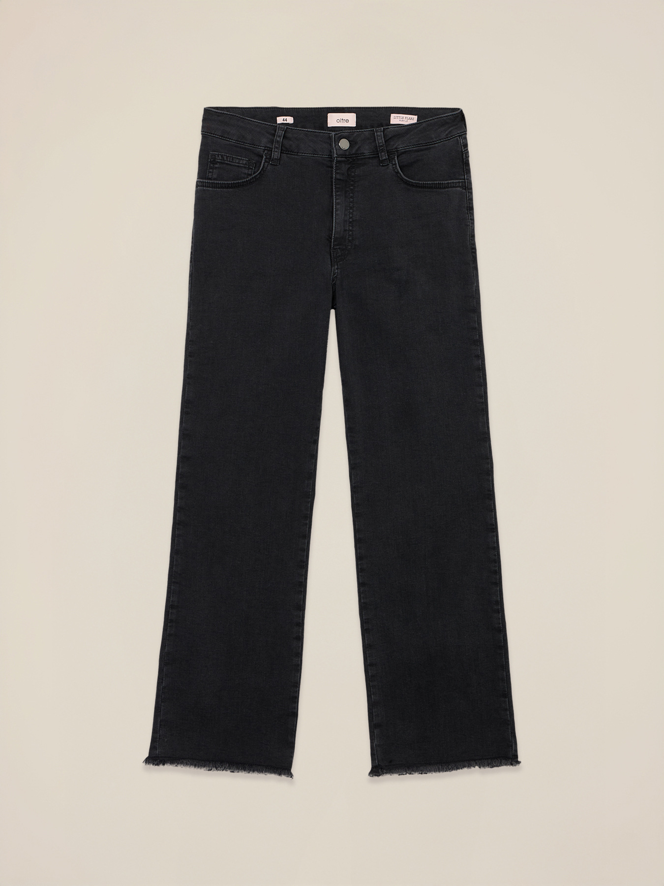Black flare jeans with frayed hem image number 4