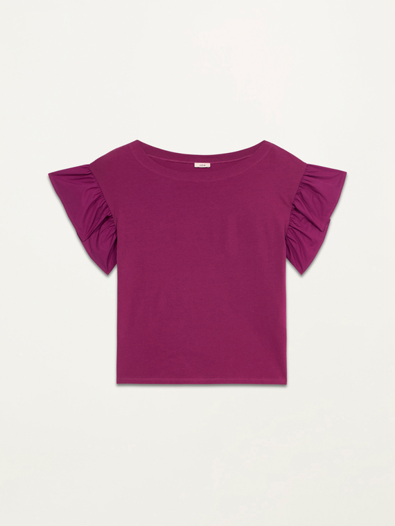 T-shirt with short cap sleeves
