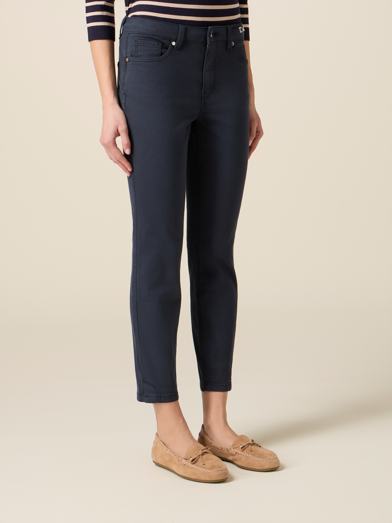 Pantalon skinny avec cha&icirc;ne m&eacute;tallique image number 3