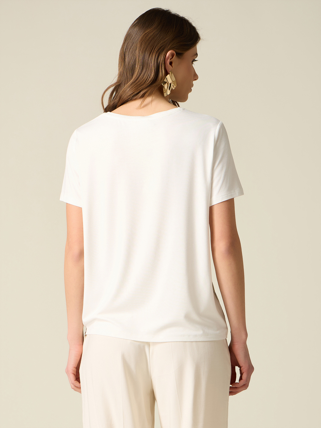 Camiseta con inserto de raso estampado image number 1