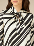 Geometric pattern blouse image number 2