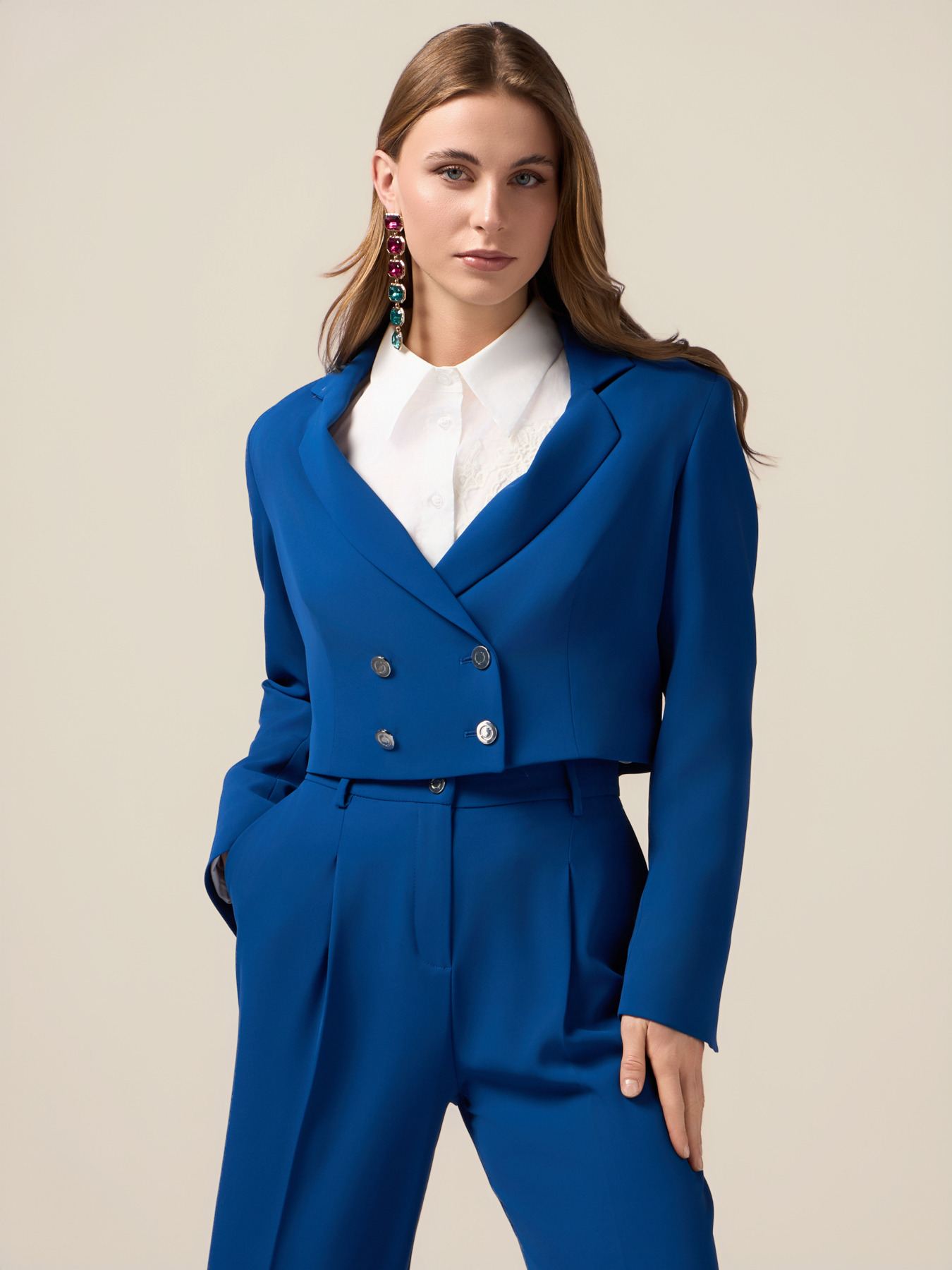 Double-breasted cropped blazer image number 0
