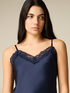 Top lingerie in satin and lace image number 2