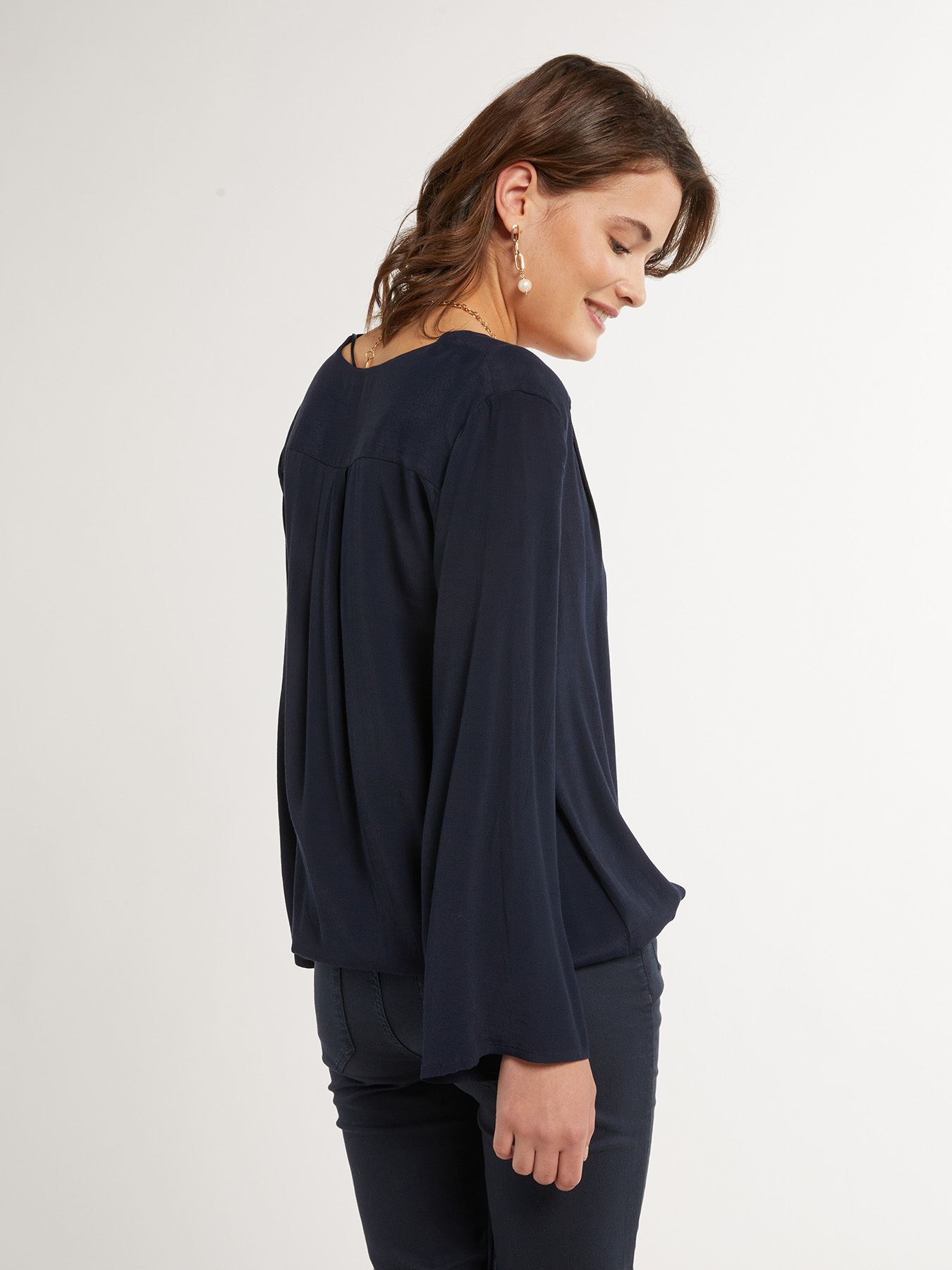 Bluse mit V-Ausschnitt aus Bio-Viskose image number 1