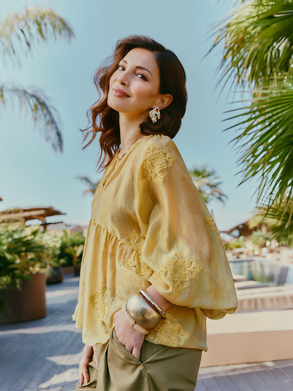 Bluse aus Lyocell-Mischung mit Stickereien