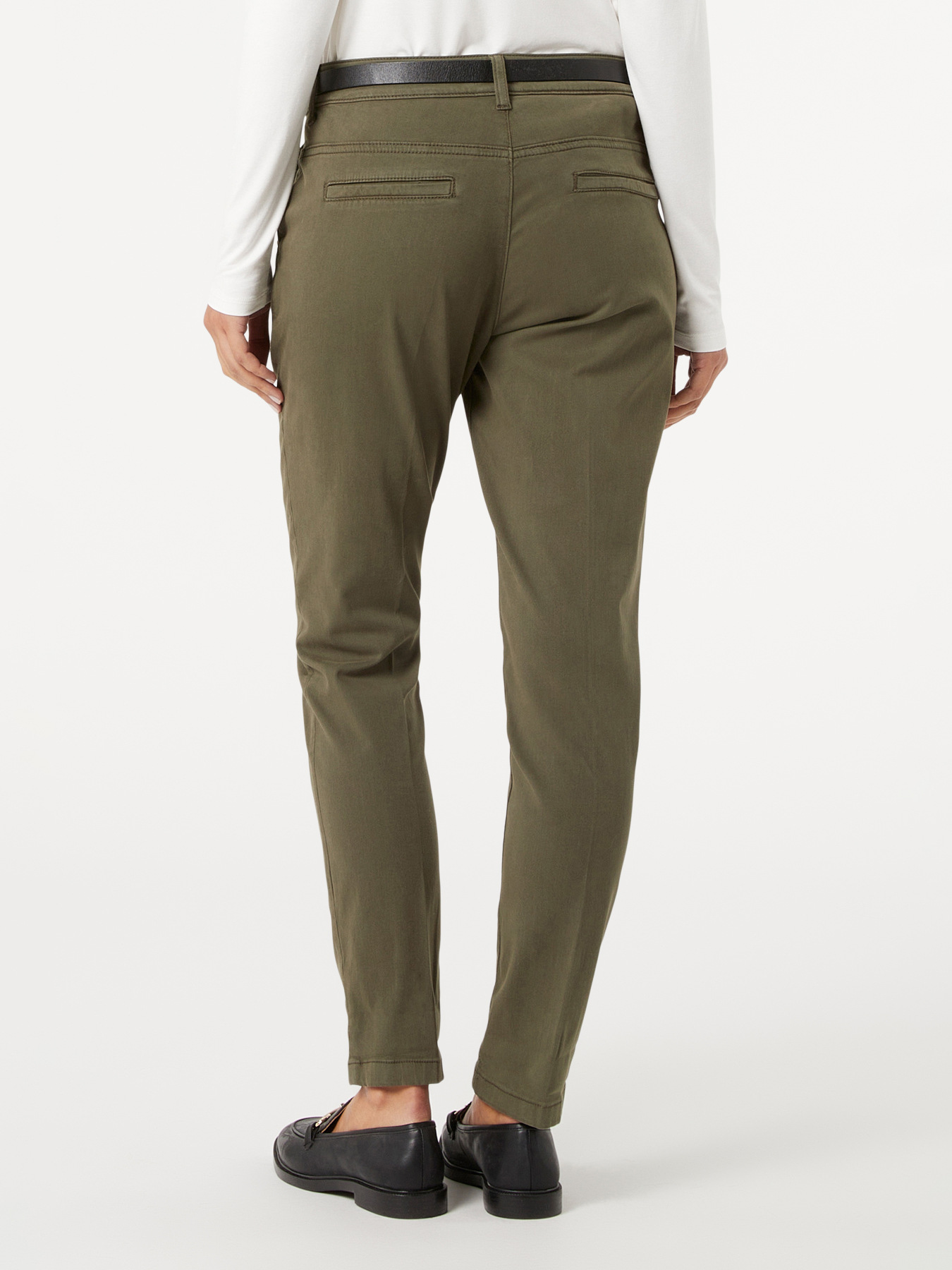 Pantalones chinos modelo Madrid image number 1