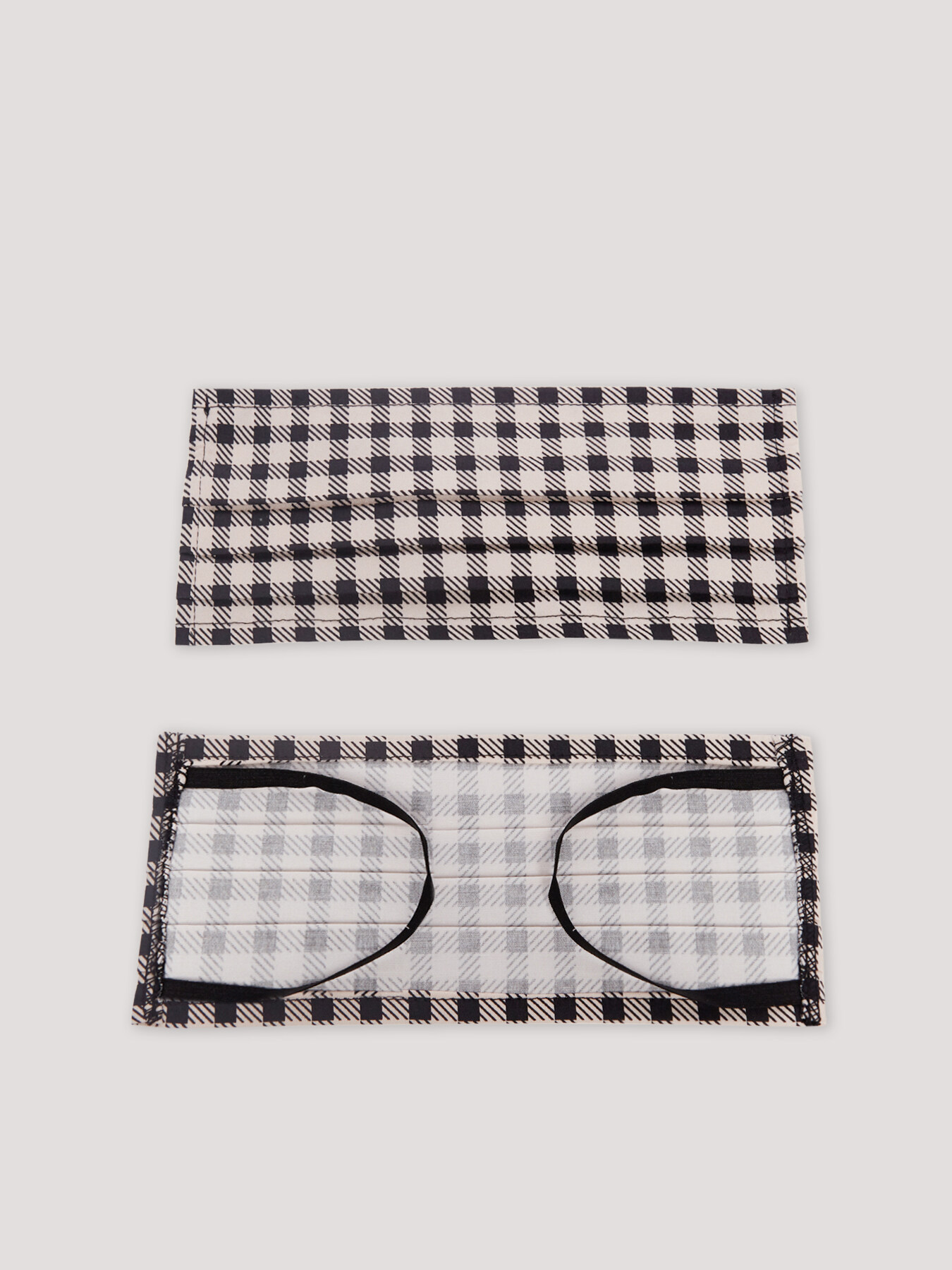 Pack of 5 reusable masks image number 2