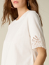 T-shirt en coton avec d&eacute;tails en macram&eacute; image number 2