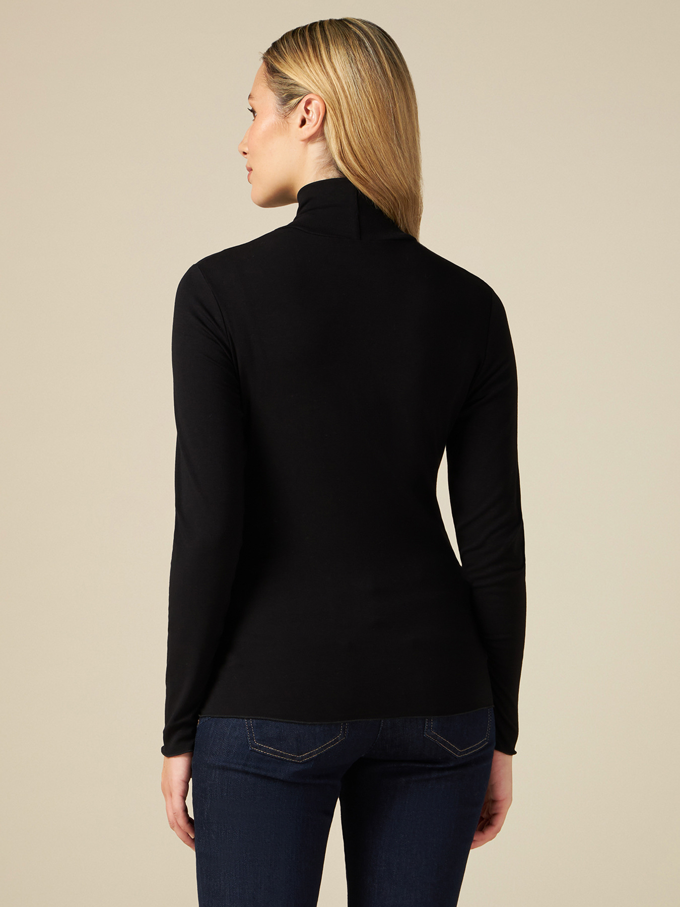 Pull &agrave; col roul&eacute; en jersey image number 1