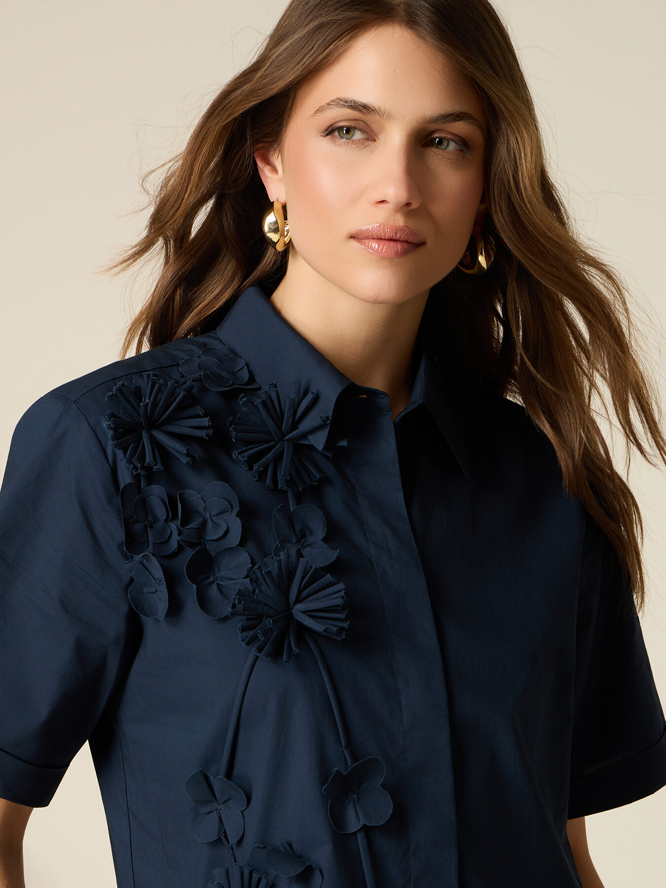 Shirtdress with applied flowers image number 2