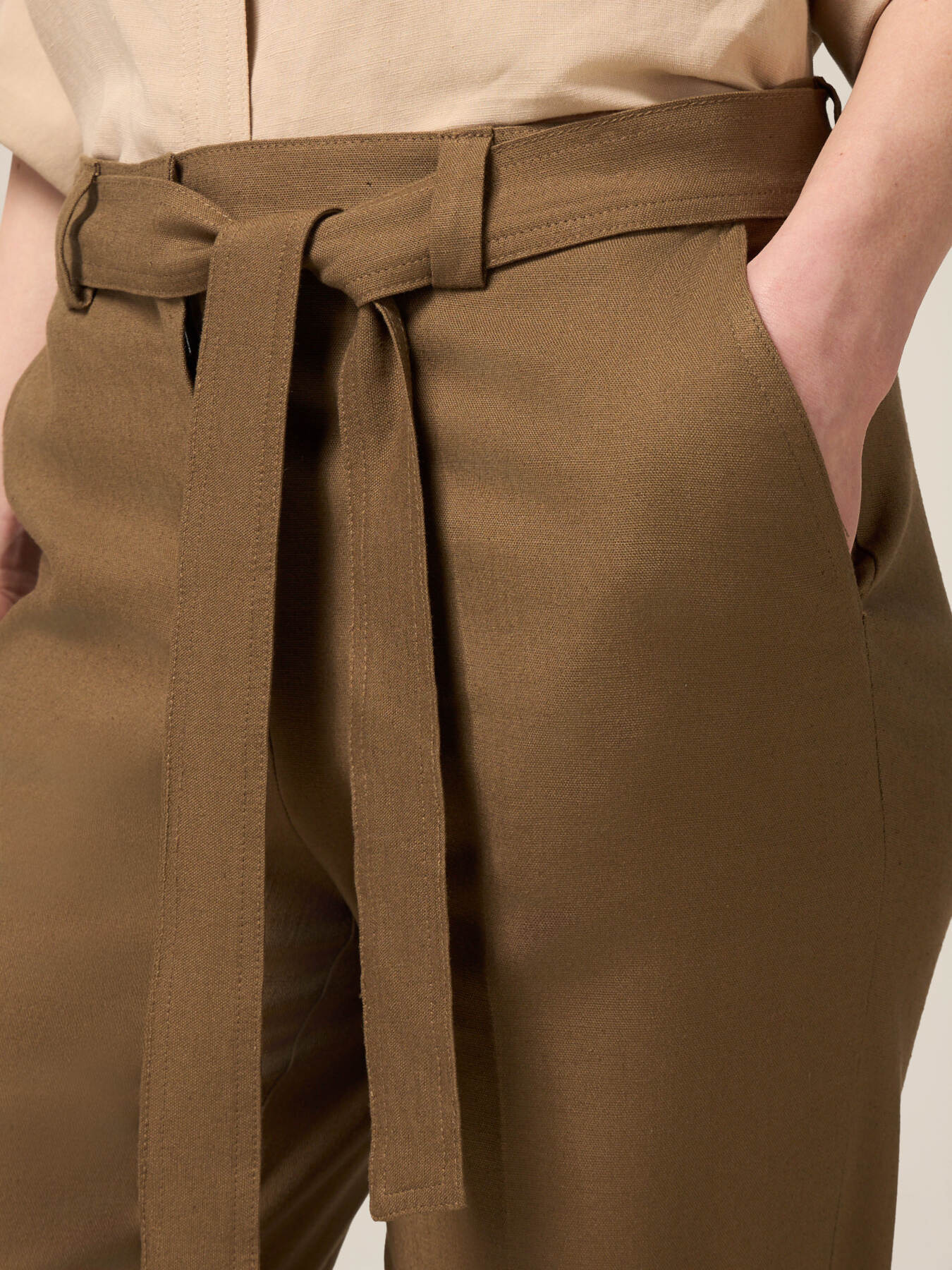 Linen blend chino pants image number 2