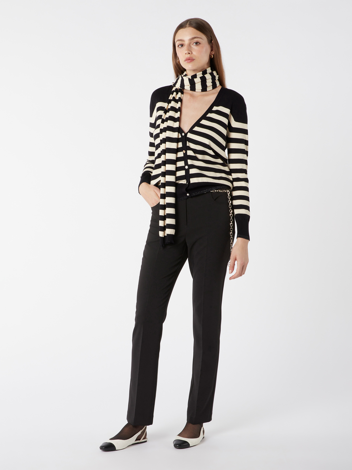 Cardigan con sciarpa coordinata image number 0