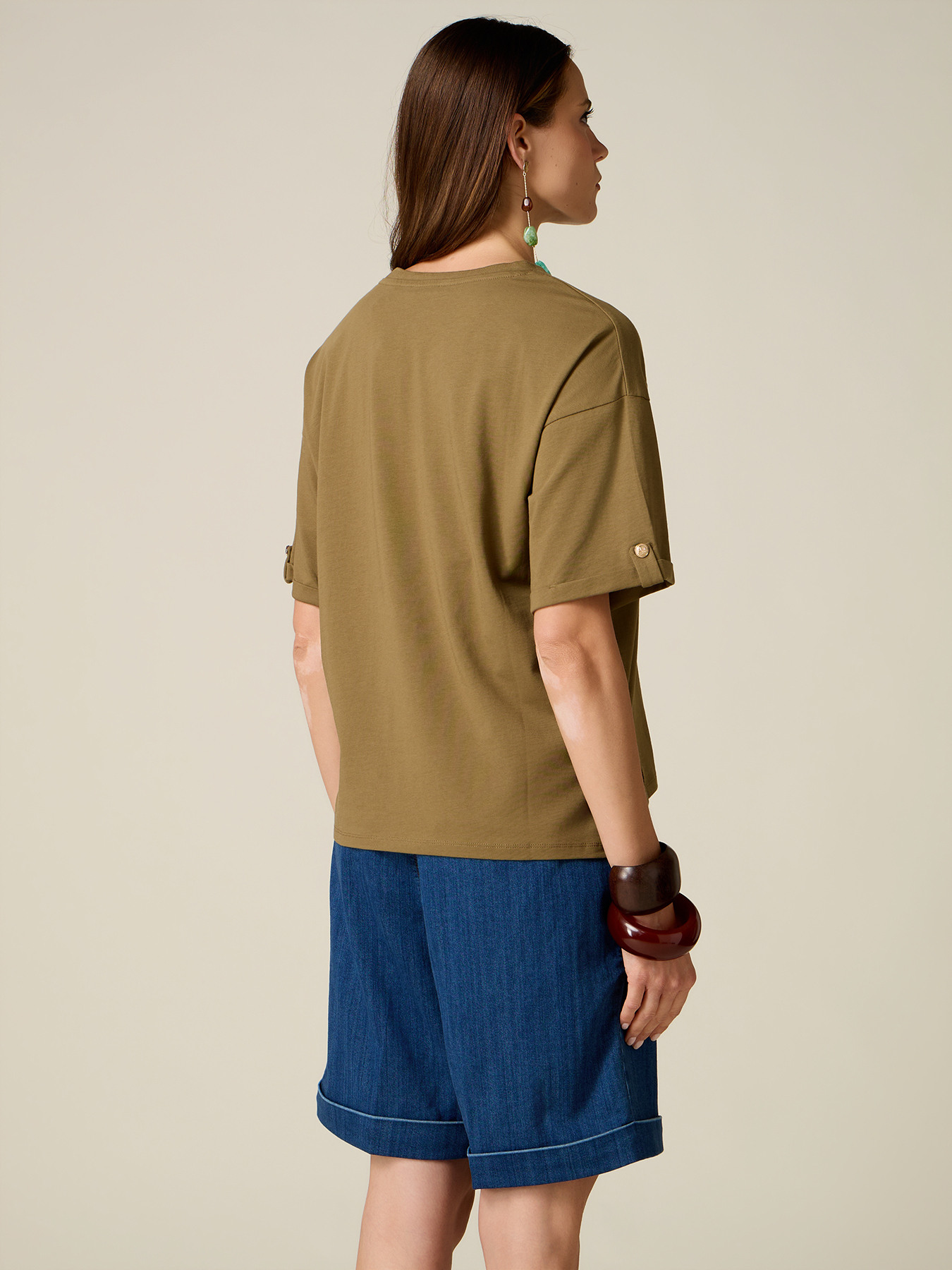 T-shirt oversize avec d&eacute;tail boutons image number 1