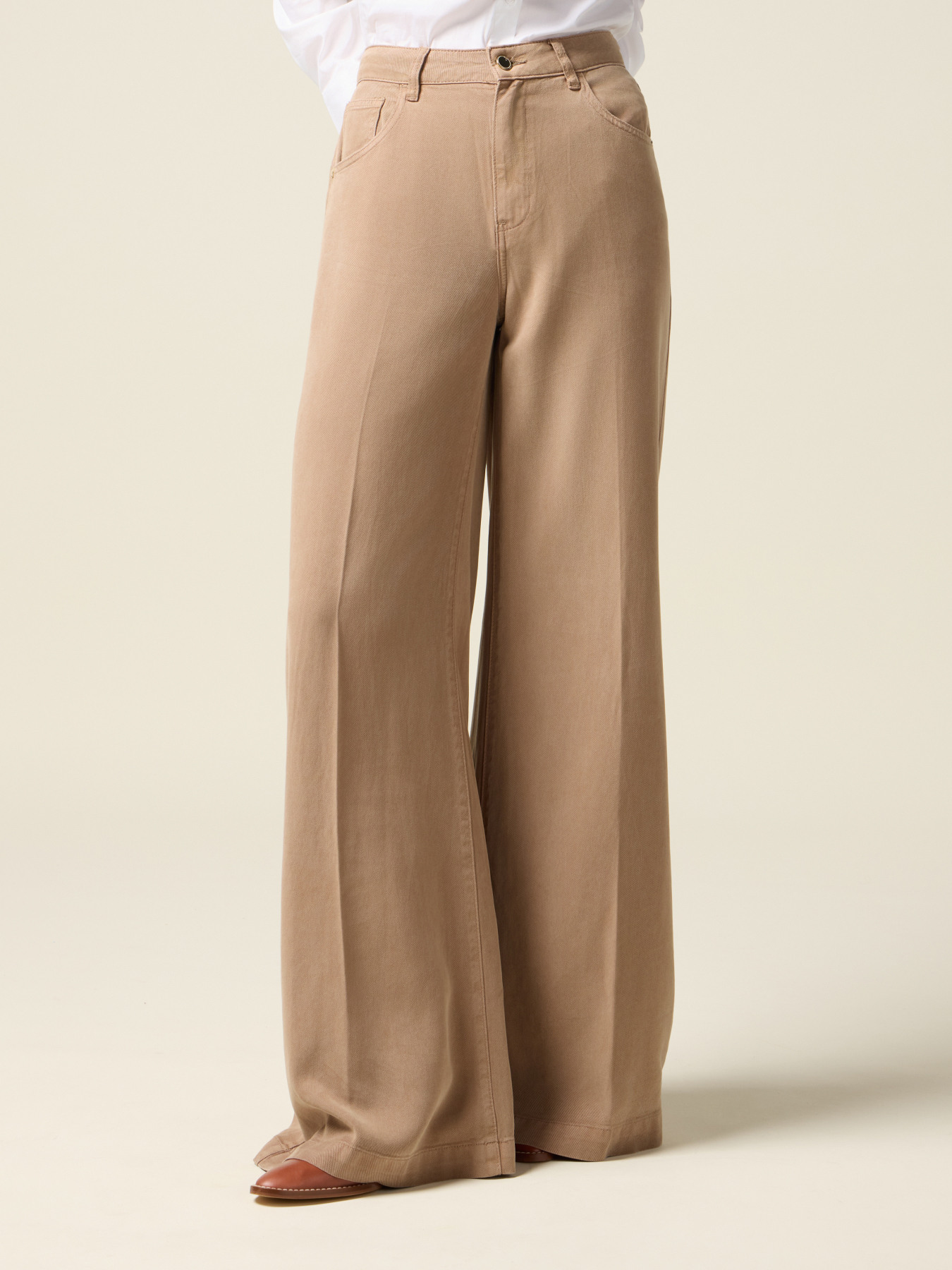 Pantalon palazzo en tencel image number 3
