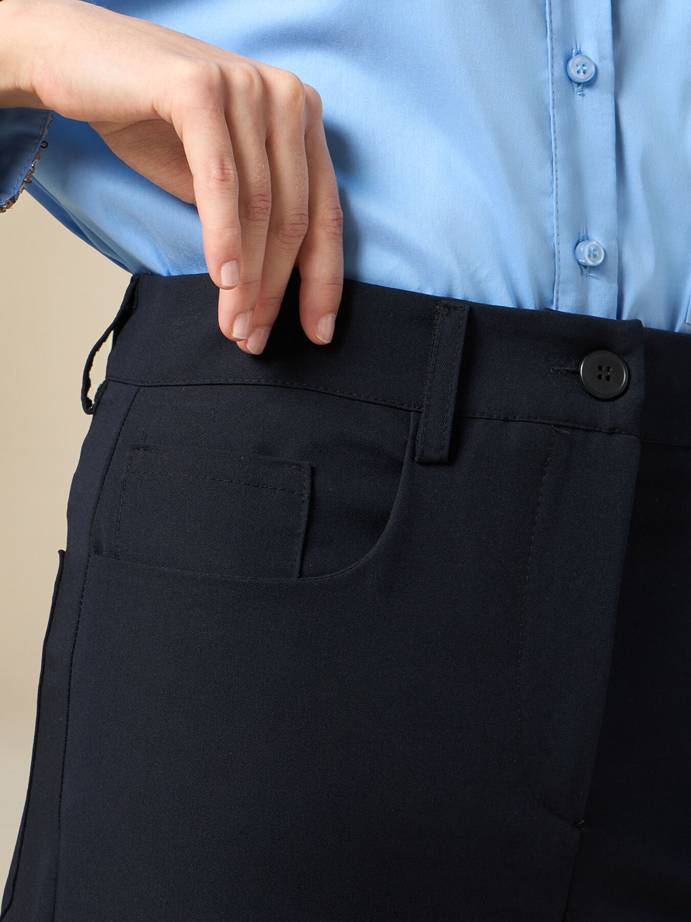 Pantalon jambe large &agrave; cinq poches image number 2