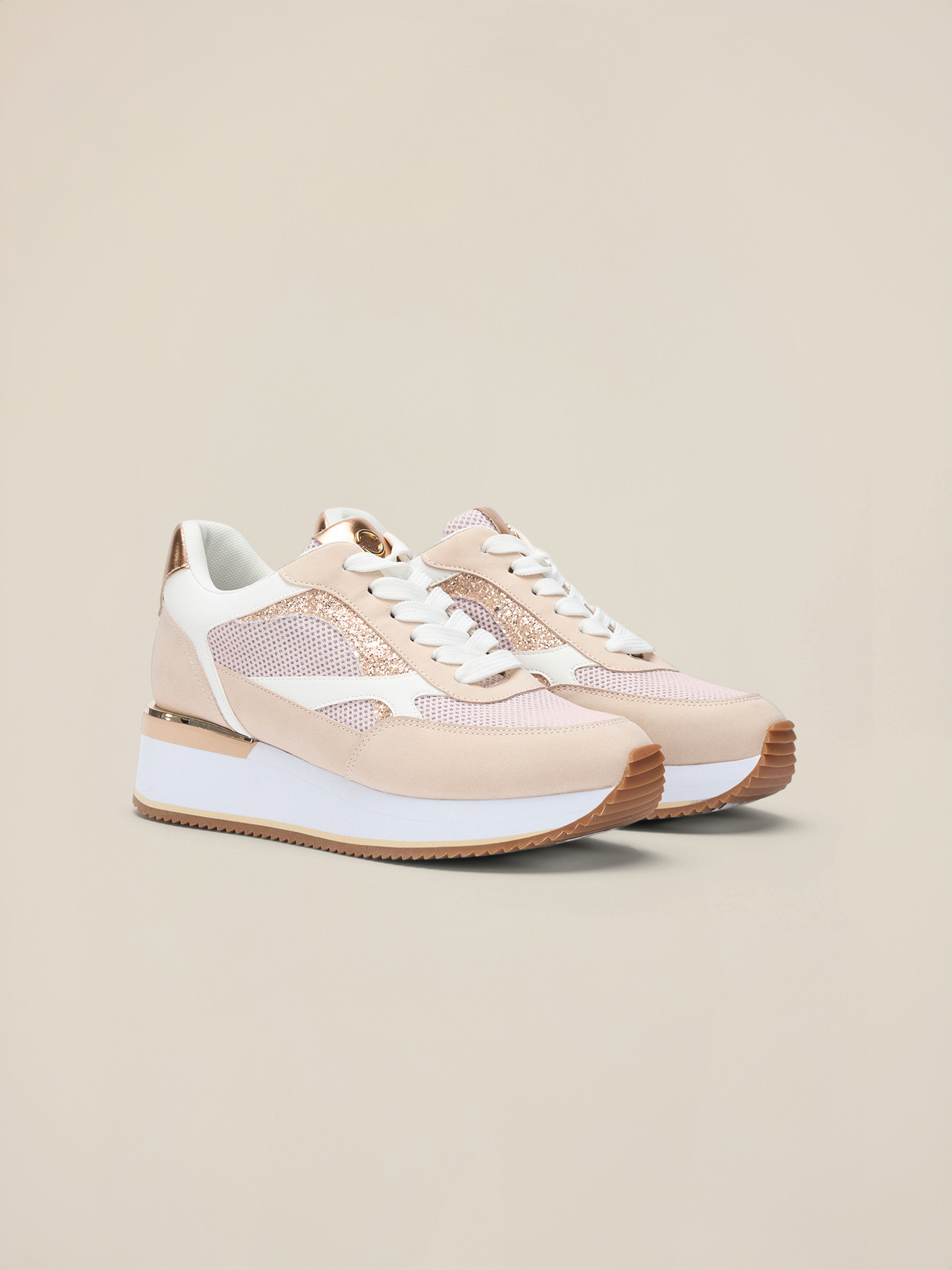 Sneakers combinate image number 0