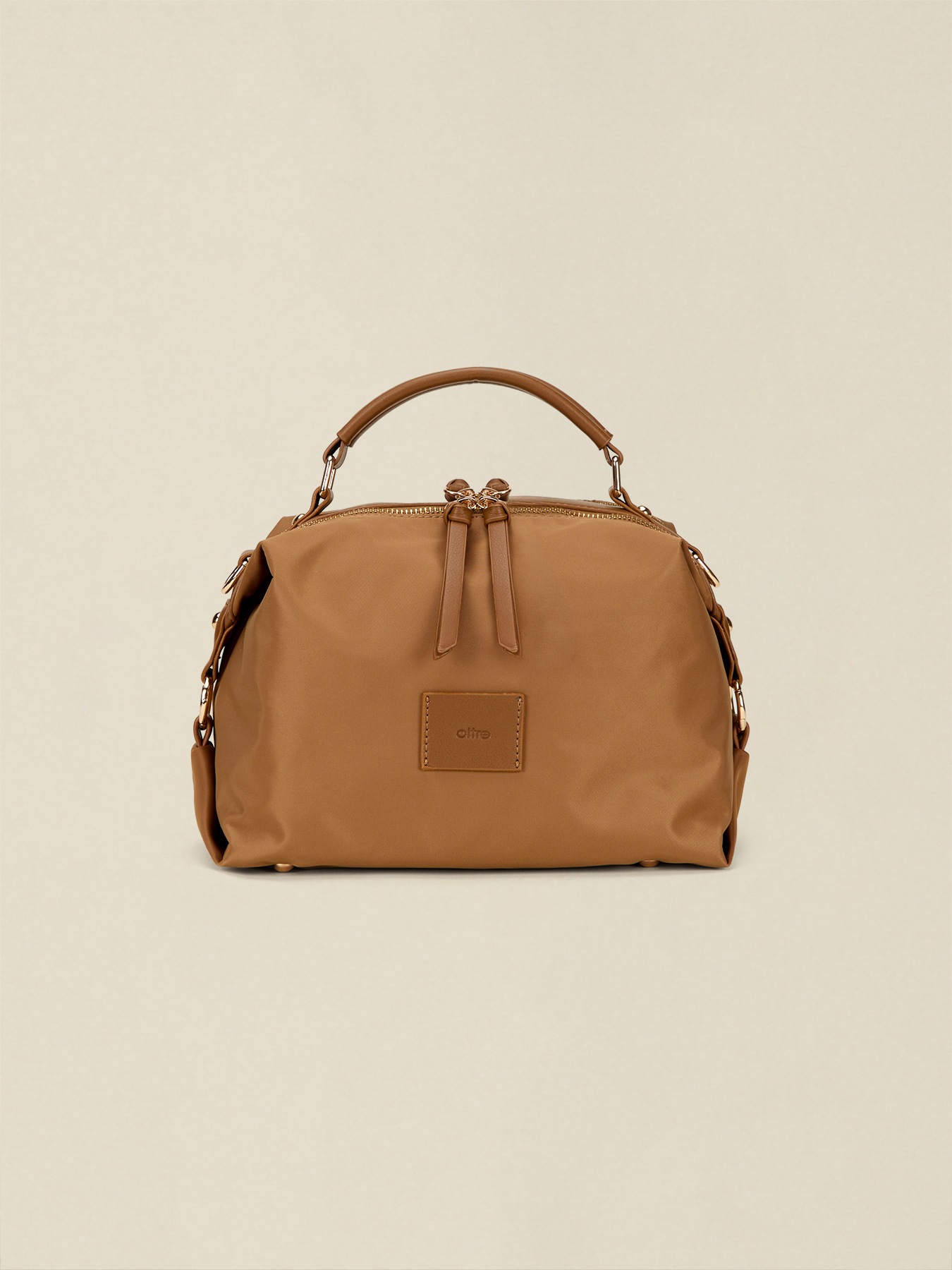 Shoulder bag with scarf, chain and mini pouch image number 1