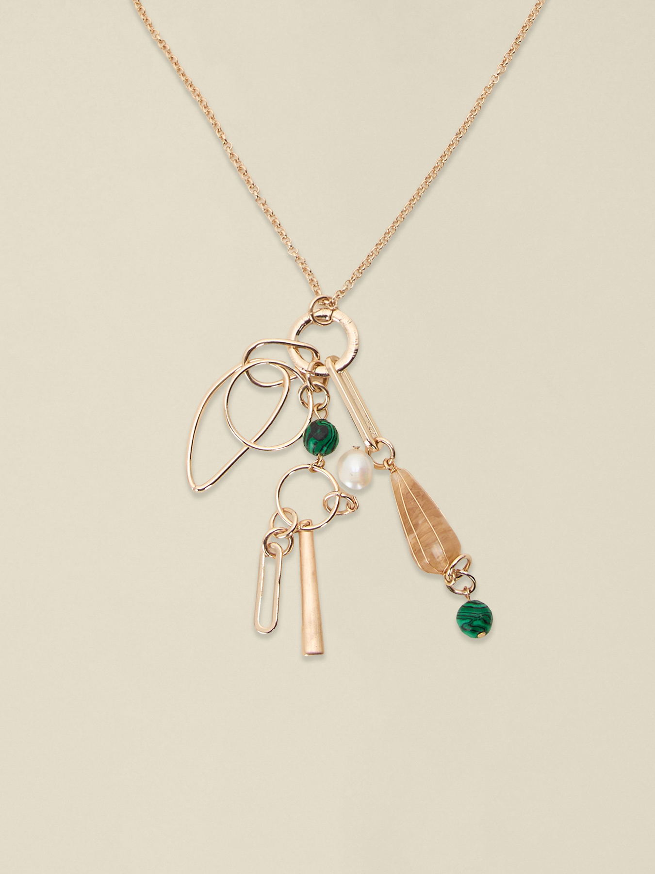 Collana con ciondolo multi-elemento image number 2