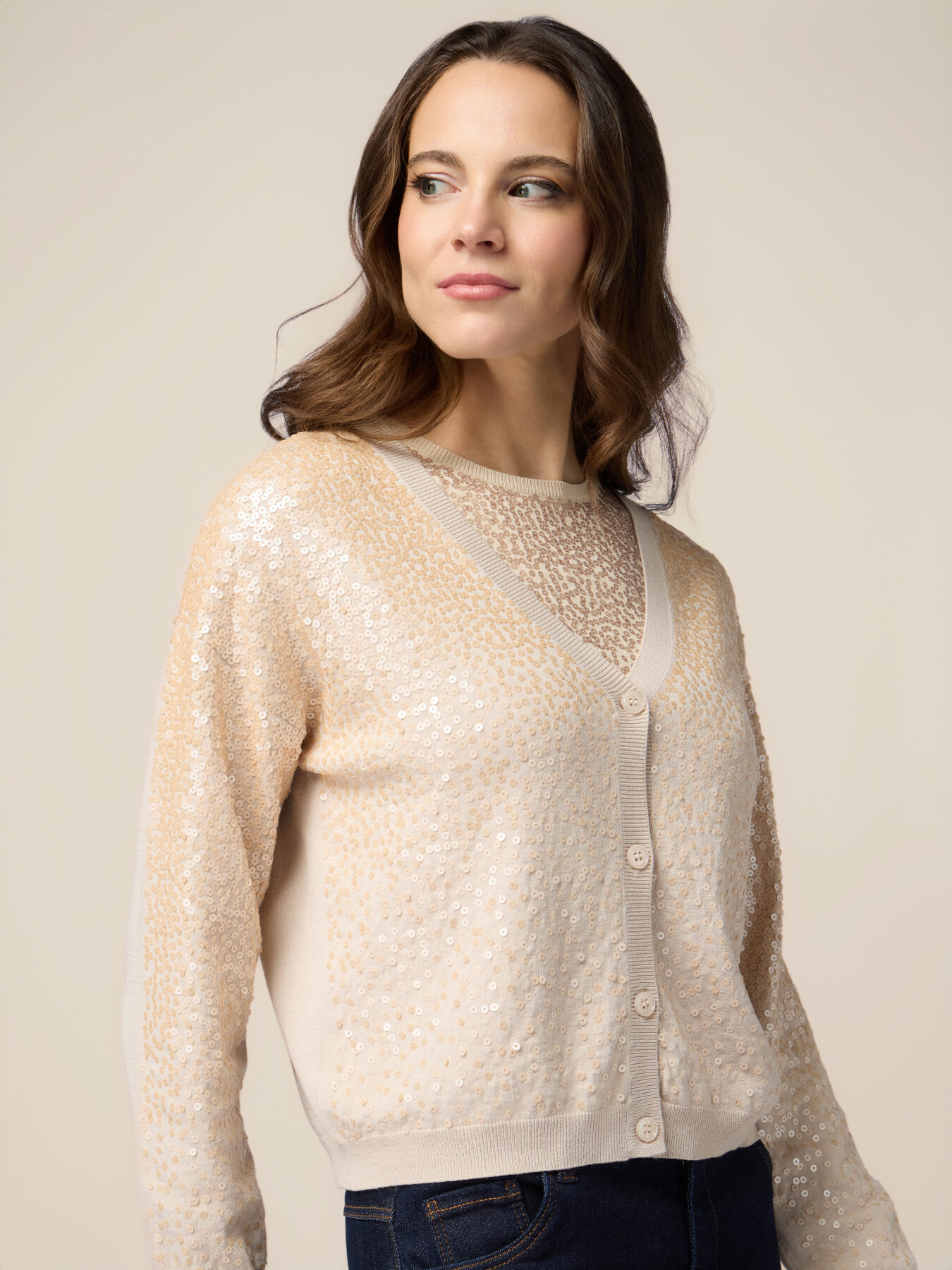 Strickjacke mit Pailletten-Stickerei image number 2
