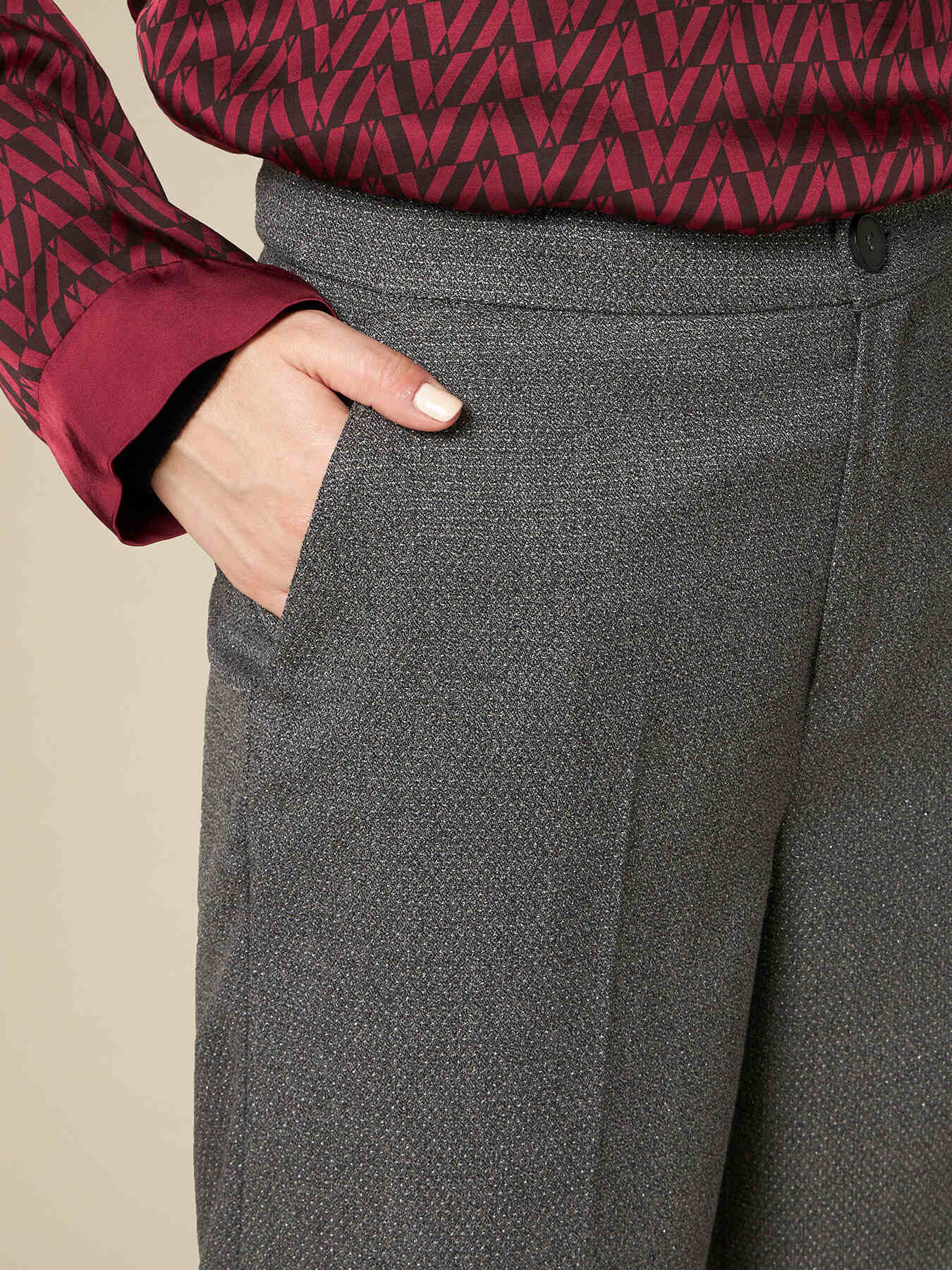 Pantalones modelo palazzo de poliviscosa l&uacute;rex image number 2