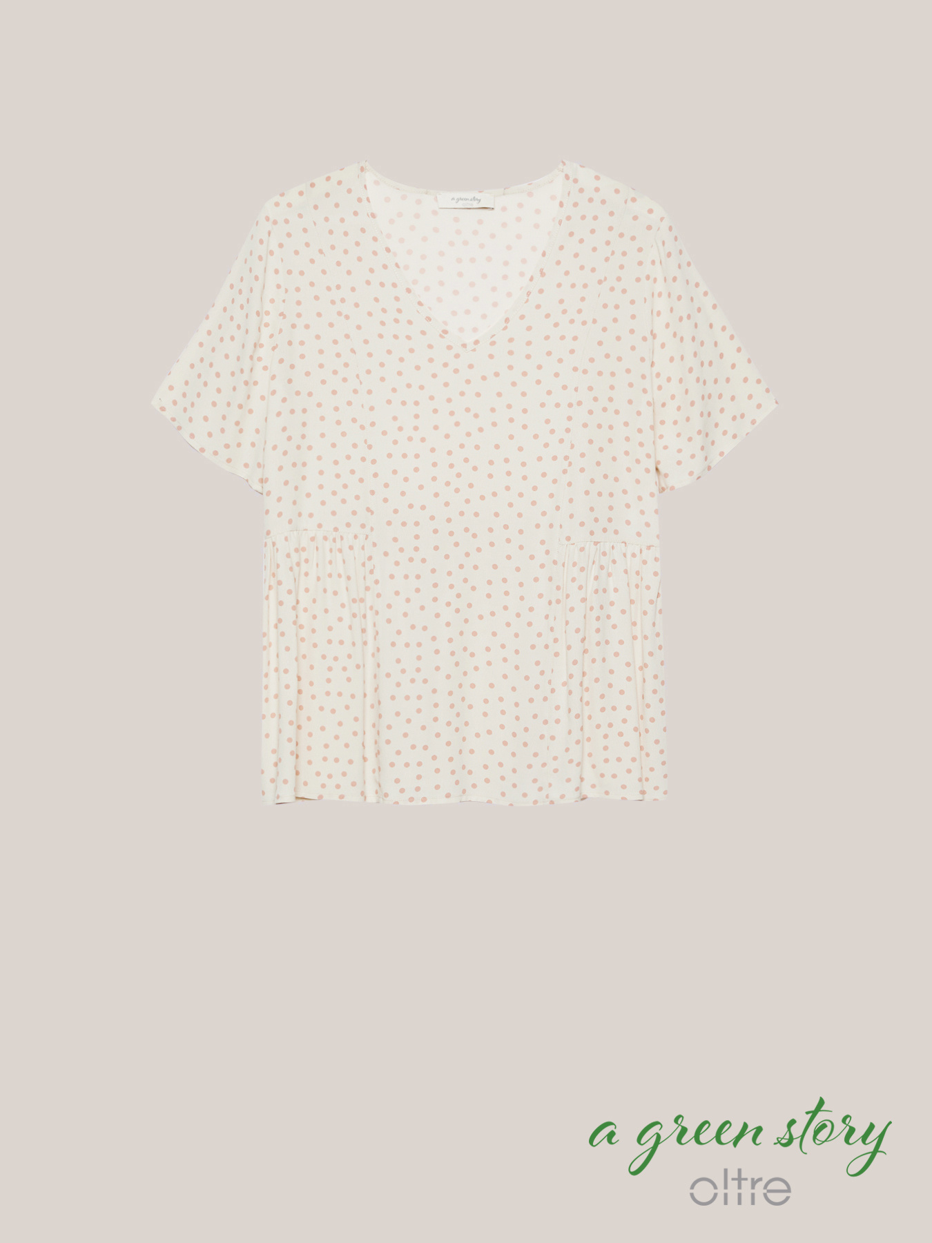 Short-sleeved polka dot blouse image number 3