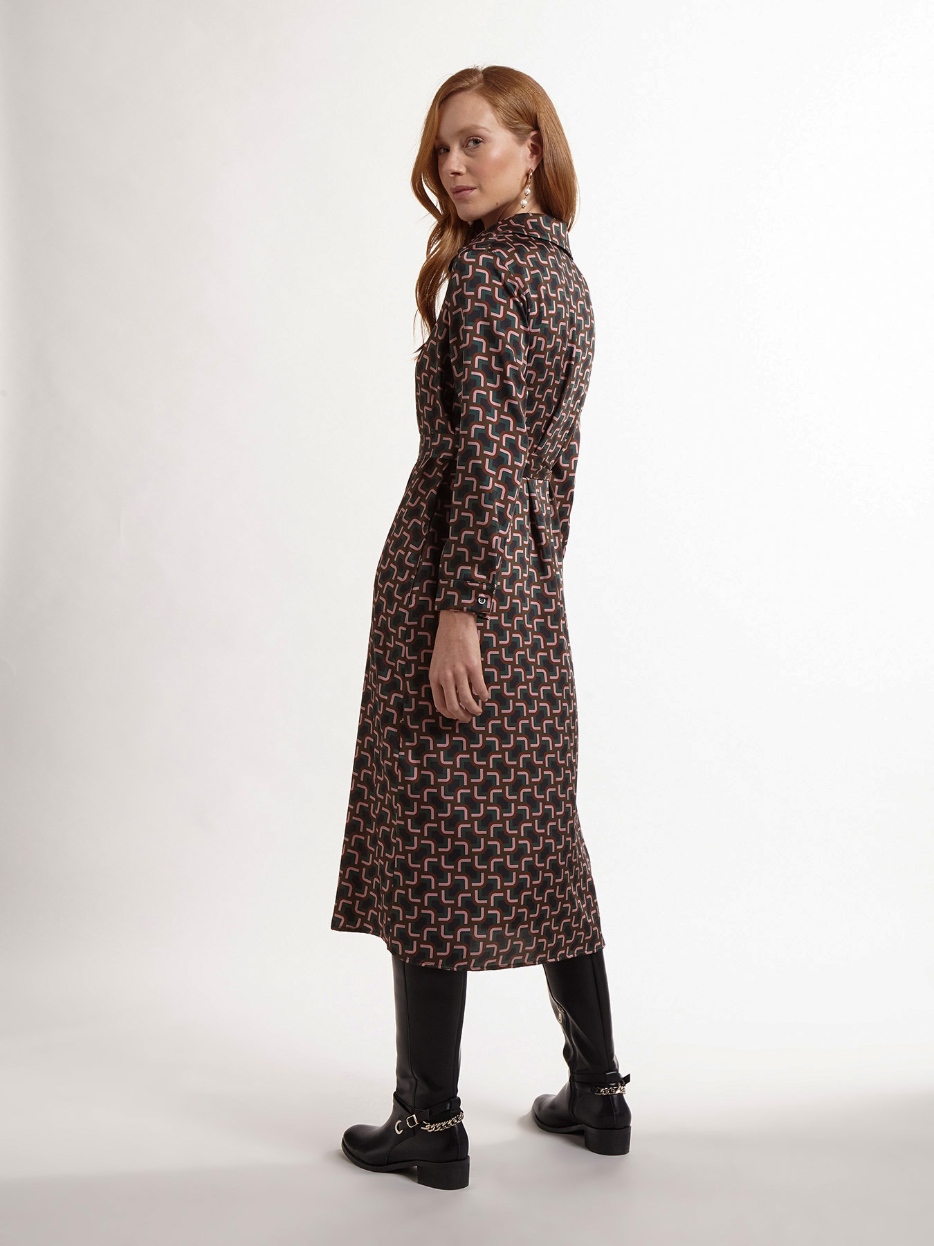 Vestido camisero de raso con efecto &oacute;ptico image number 1