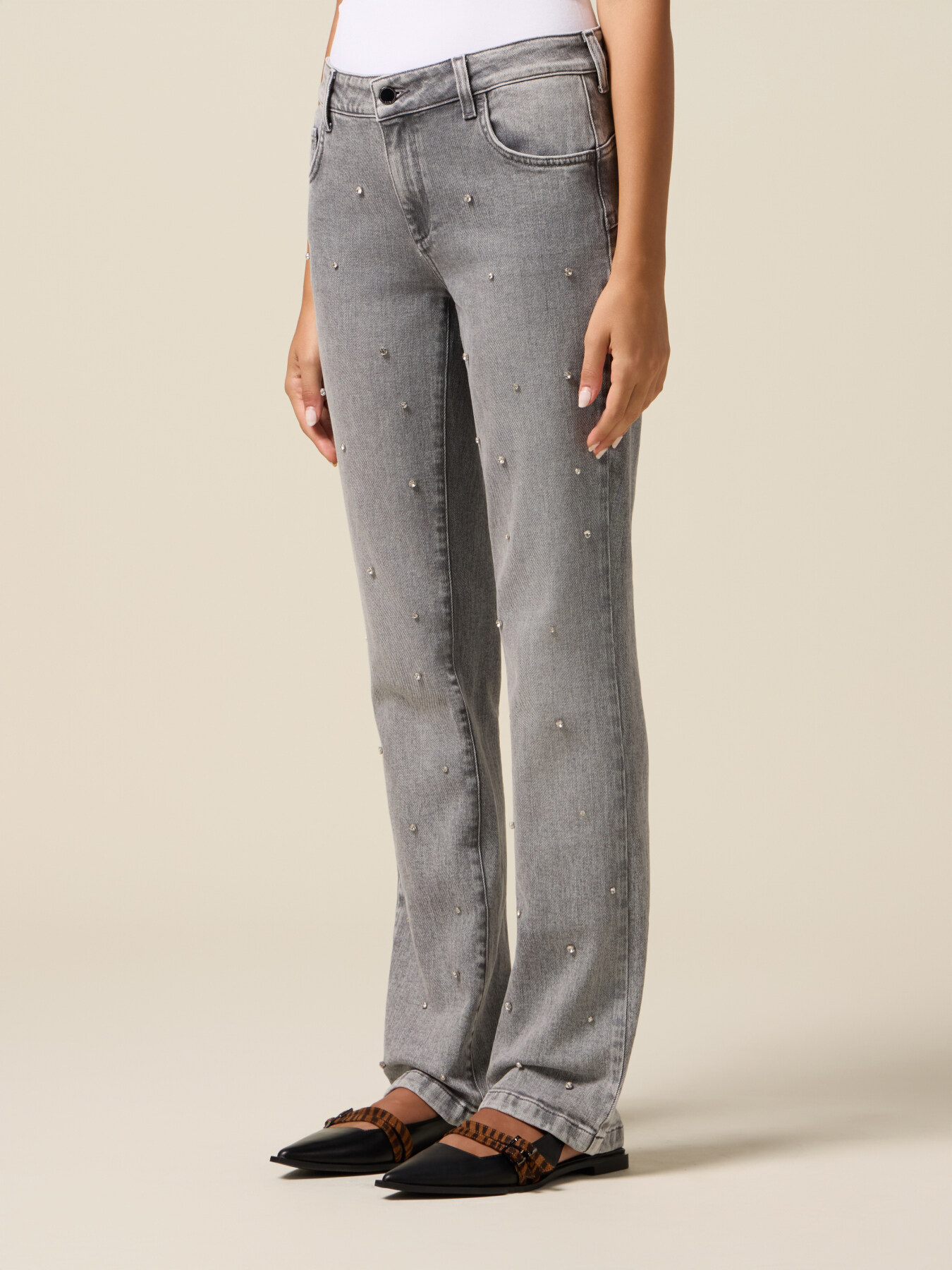 Regular-Jeans mit Taschen image number 3
