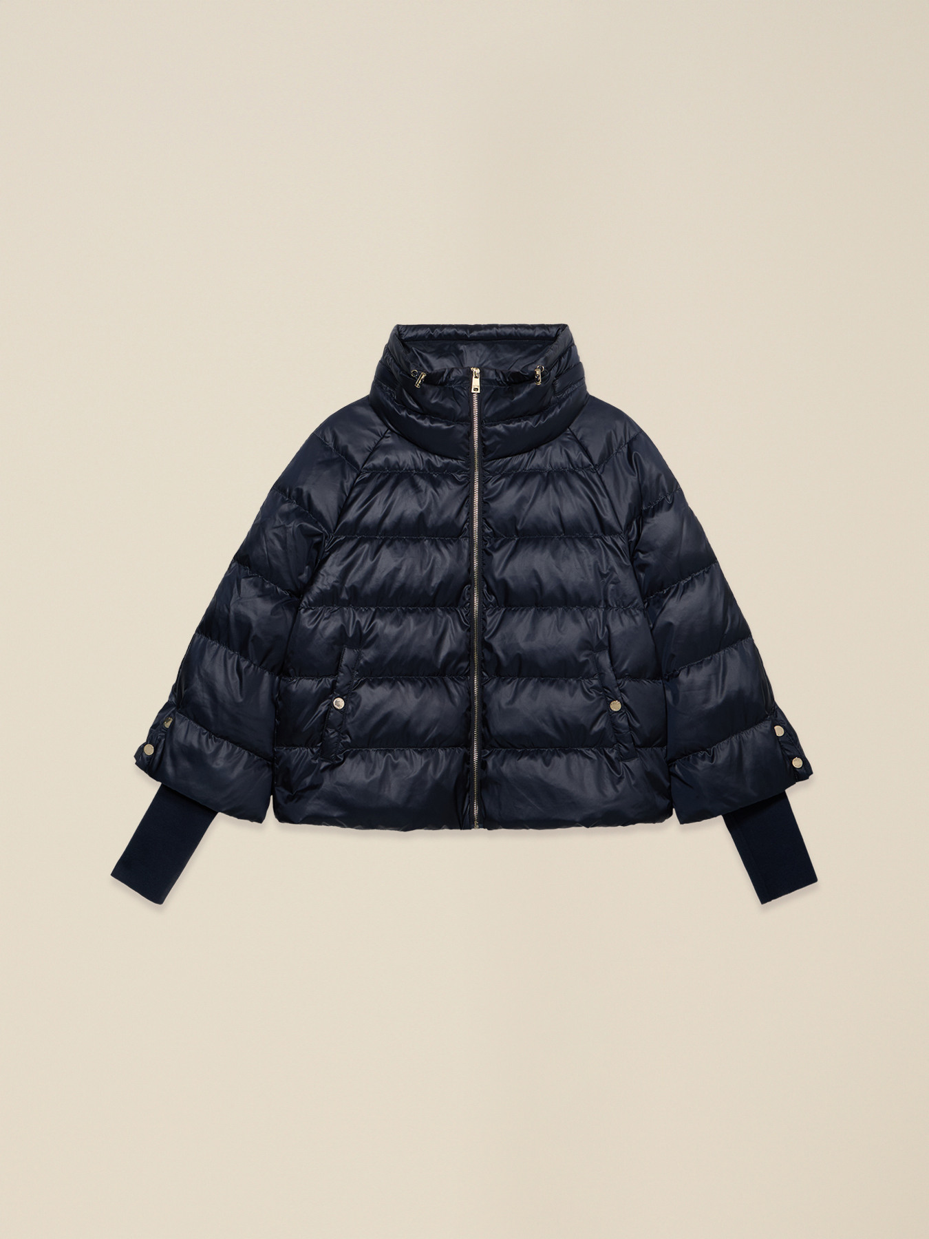 Short down jacket in real down image number 4