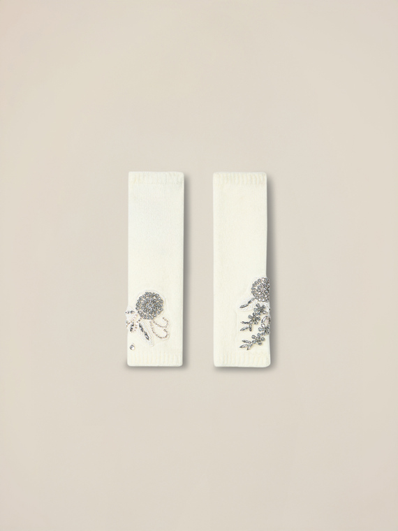 Knit sleeves with jewel patch