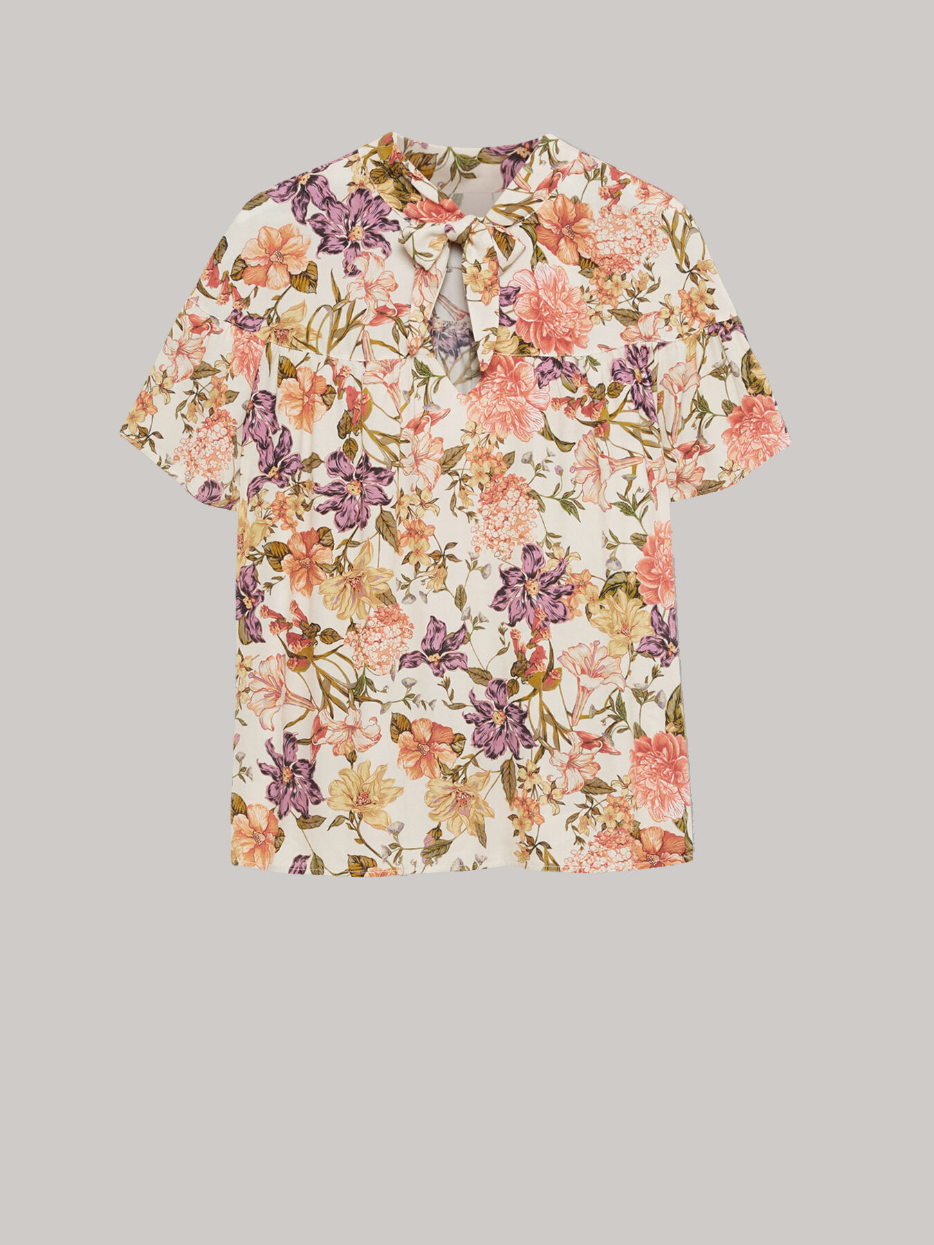 Blusa floreale con maniche corte image number 3