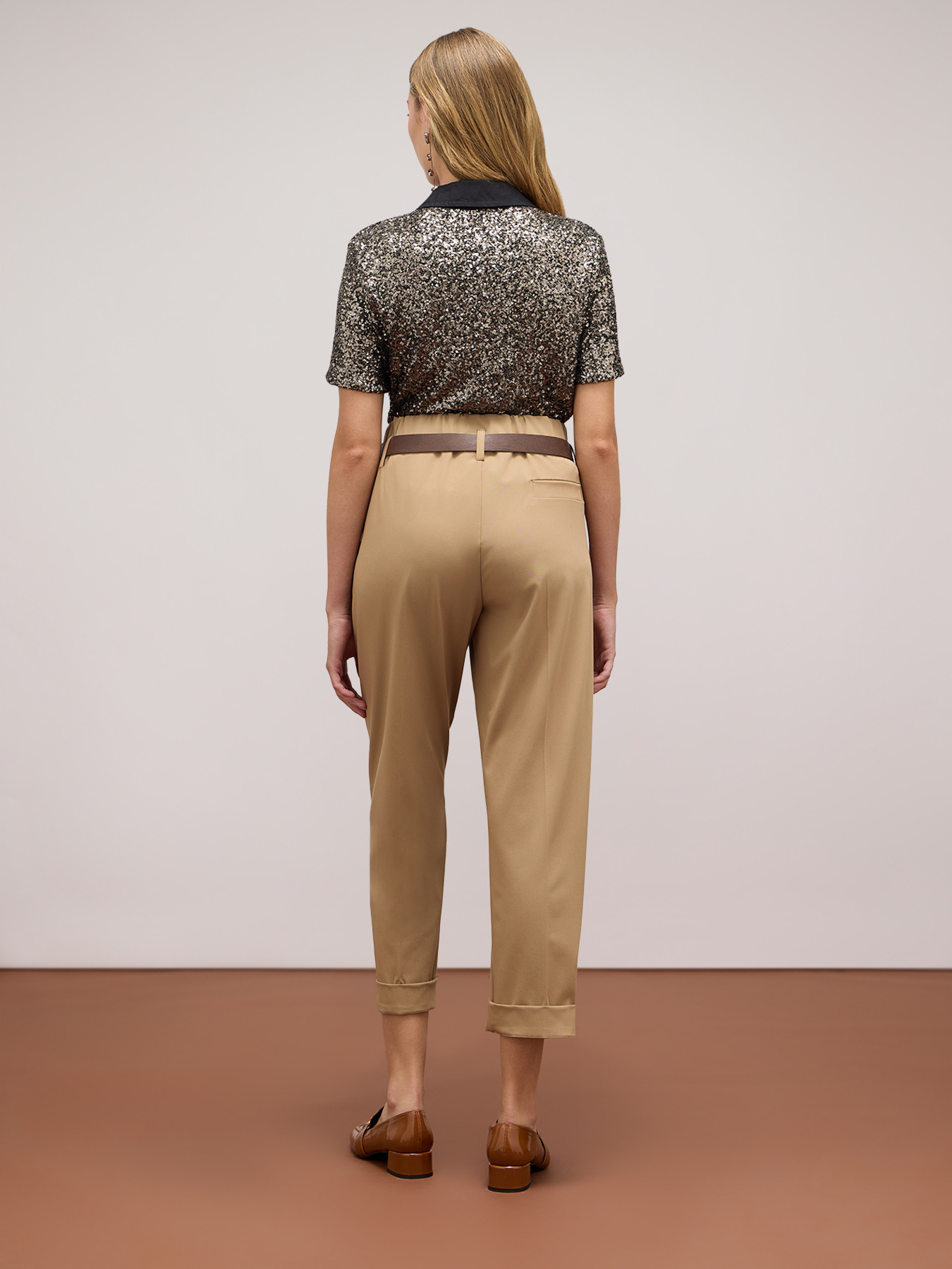 Pantalon avec ceinture image number 2